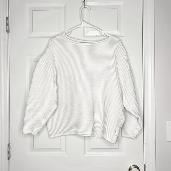 Zara Sweaters - Zara knit white textured sweater